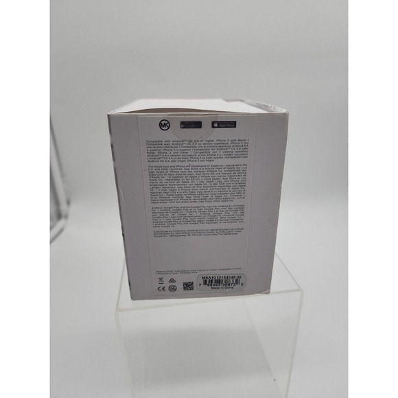 Michael Kors Access Braclet - Picture 2 of 7